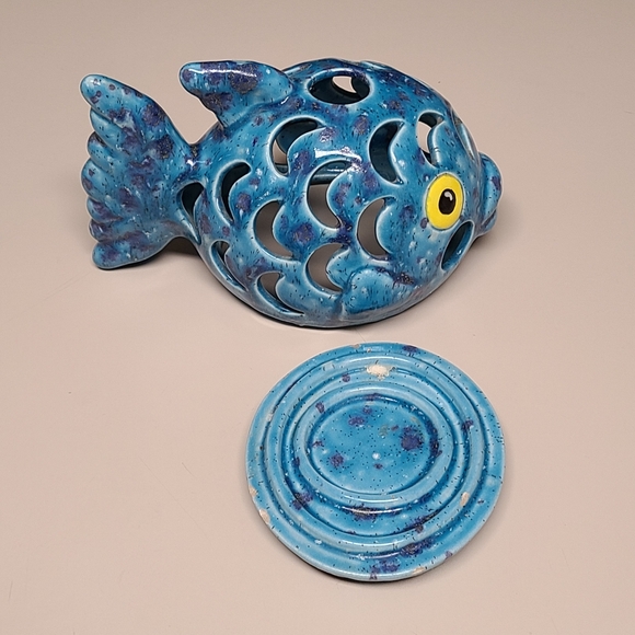 Ceramic Votive Puffer Fish Tea light candle holder - Picture 9 of 11